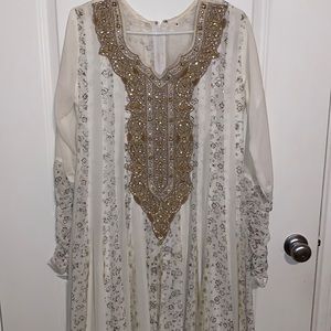 Pakistani dress with shalwar and dupatta
